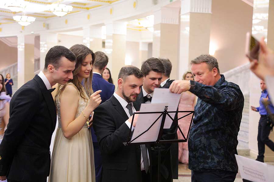 большой новогодний бал 